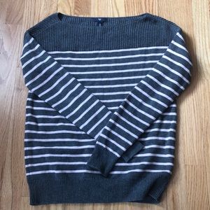 Gray and pink XS sweater